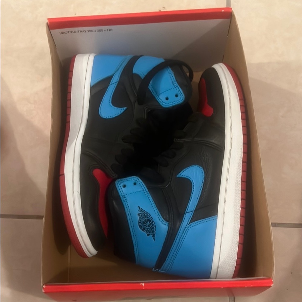 Nike Jordan retro 1 Black and Blue High-Top sneackers